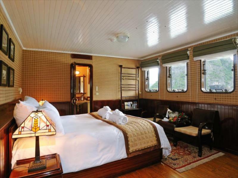 Emeraude Classic Cruises Otel Ha Long Dış mekan fotoğraf